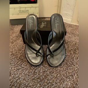 Cole Haan Thong Sandals - Size 11